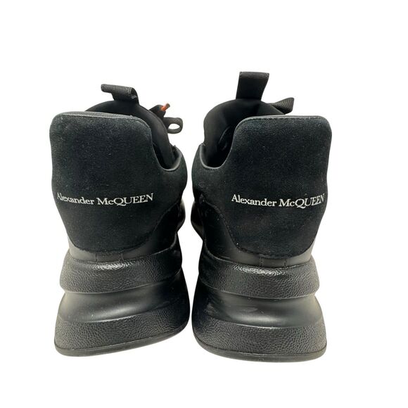 Alexander McQueen Men's Runner Size 40 EU/ 7 US Triple Black Or Womens 10 - Picture 7 of 9
